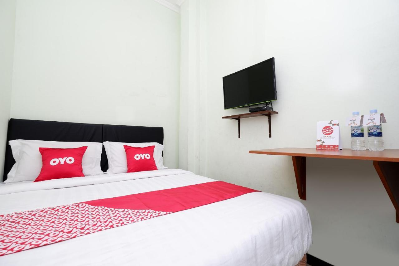 Oyo 1815 Gatsu Residence Semarang Ngoại thất bức ảnh