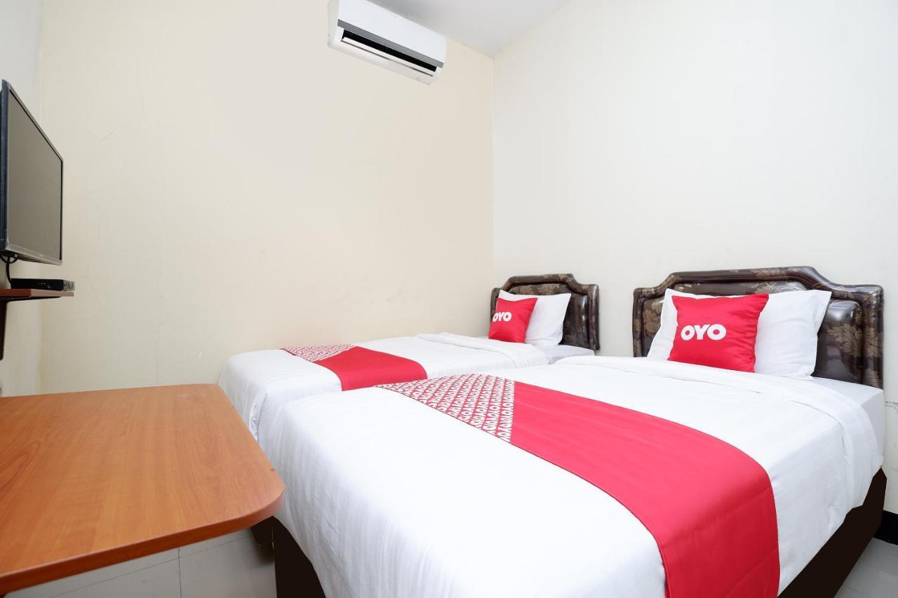 Oyo 1815 Gatsu Residence Semarang Ngoại thất bức ảnh