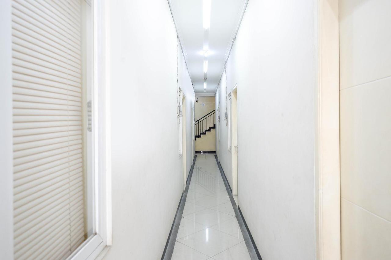 Oyo 1815 Gatsu Residence Semarang Ngoại thất bức ảnh