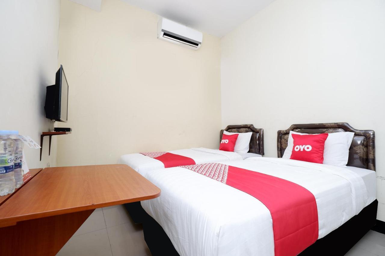 Oyo 1815 Gatsu Residence Semarang Ngoại thất bức ảnh