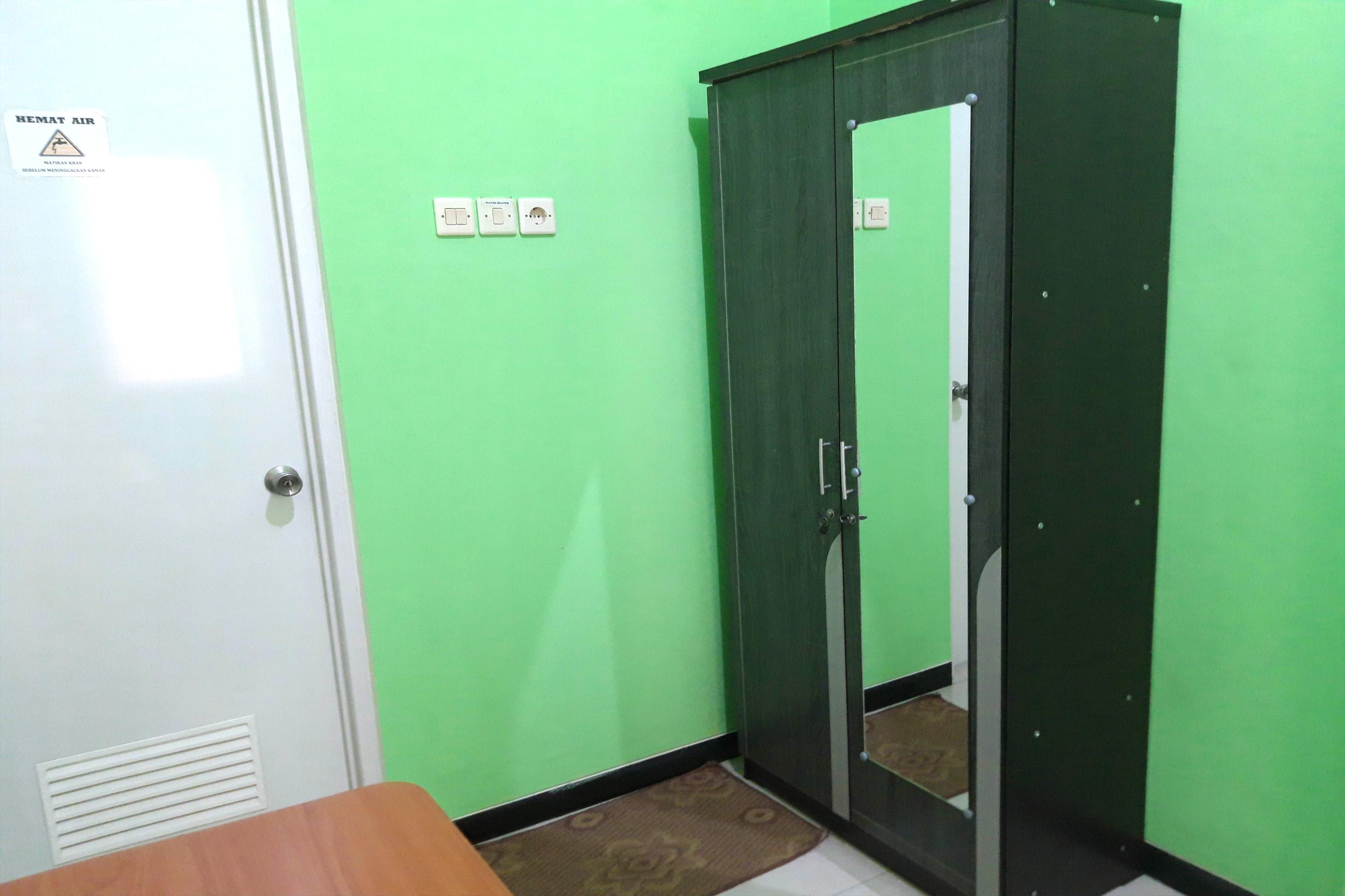 Oyo 1815 Gatsu Residence Semarang Ngoại thất bức ảnh